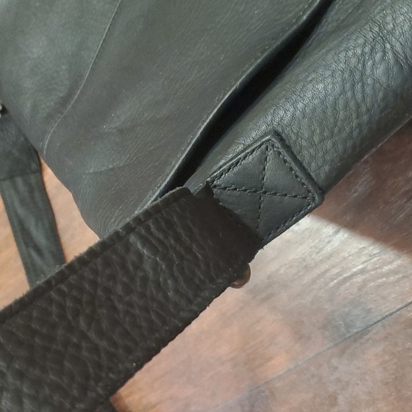 L.L.BEAN Mens breifcase messenger - Picture 16 of 16